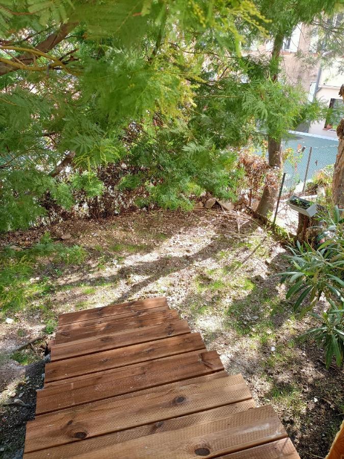 Appartement Proche Mer Avec Terrasse Et Jardin Privatif イエール エクステリア 写真